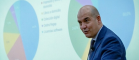 Ciro Llueca hablando en el Summit Internacional de Educación